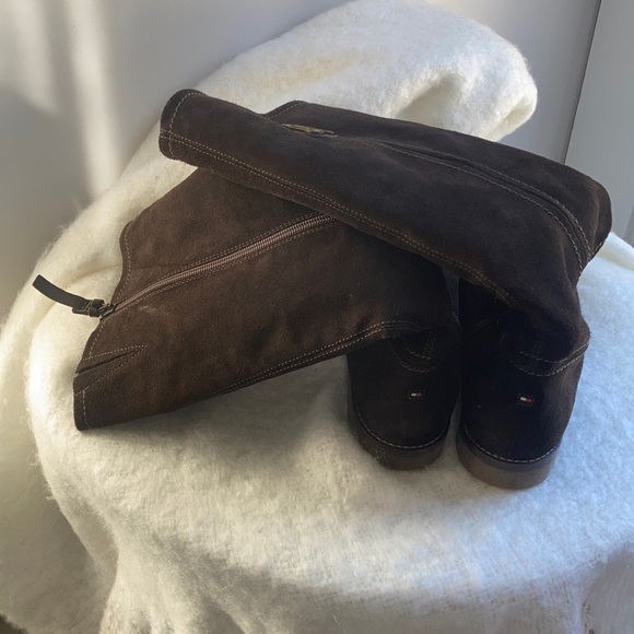 Tommy Hilfiger Knee High Brown Suede Boots - Picture 2 of 7